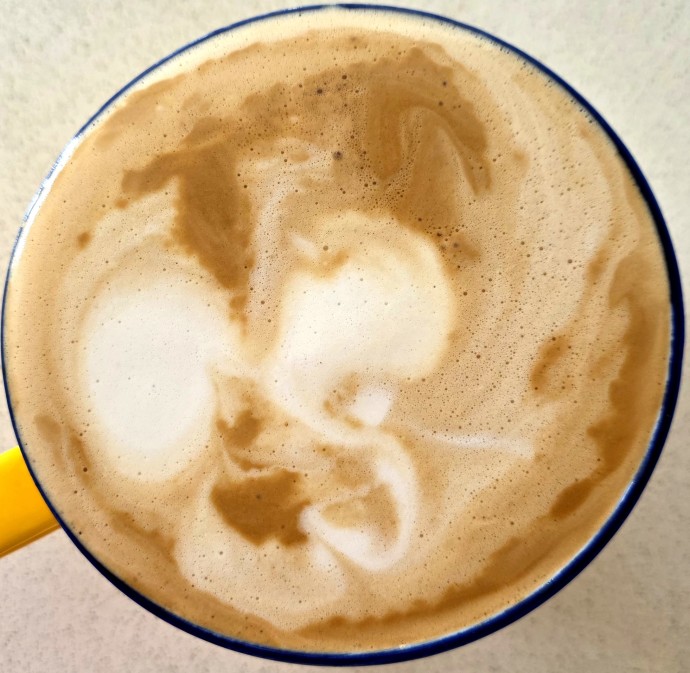 Рисунки на кофе 09/04/2026