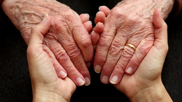 Вместе или каждый сам по себе. Вместе или каждый сам по себе.