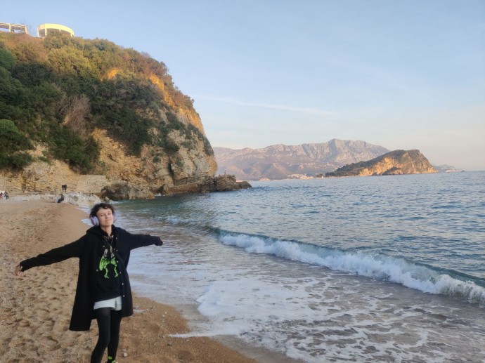 Погружаю вас туда где я живу ,теплая Черногория даже зимой