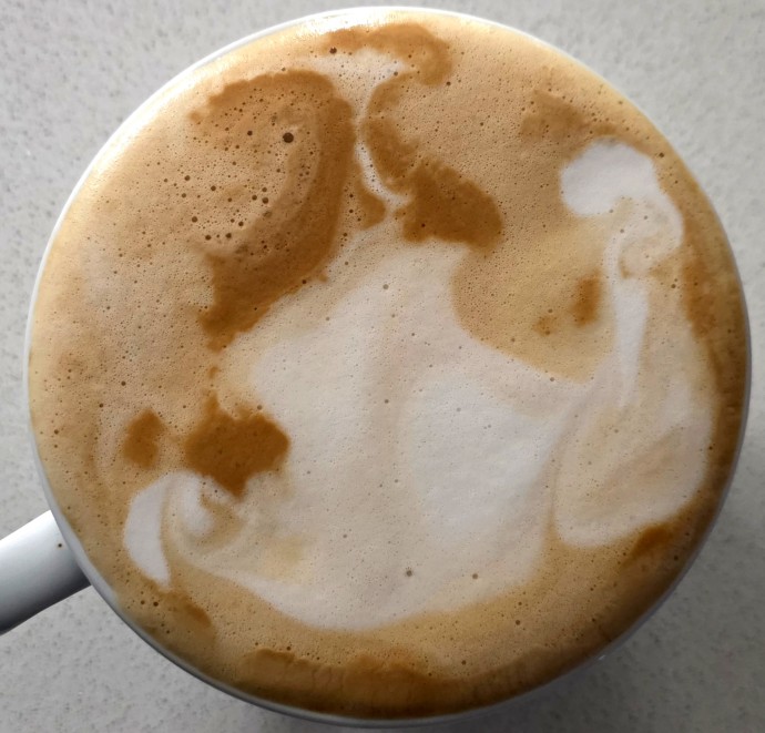 Рисунки на кофе 15/04/2026