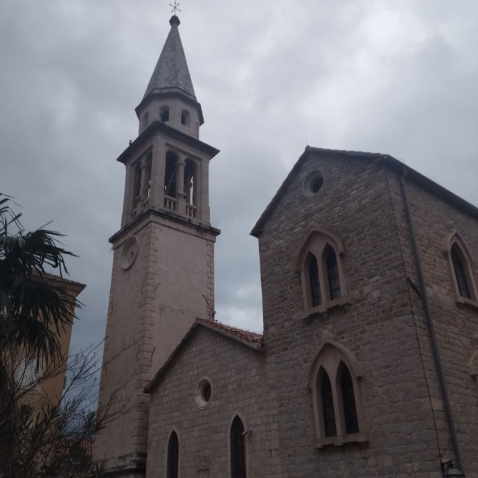 Прогулки продолжаются