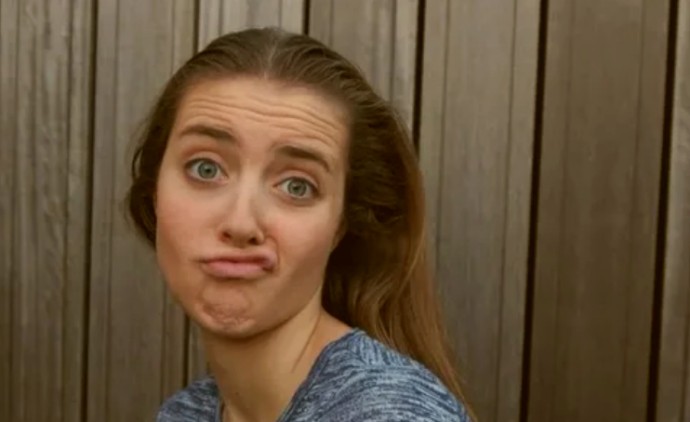 Что сложнее - задавать глупые вопросы или НЕ отвечать на них